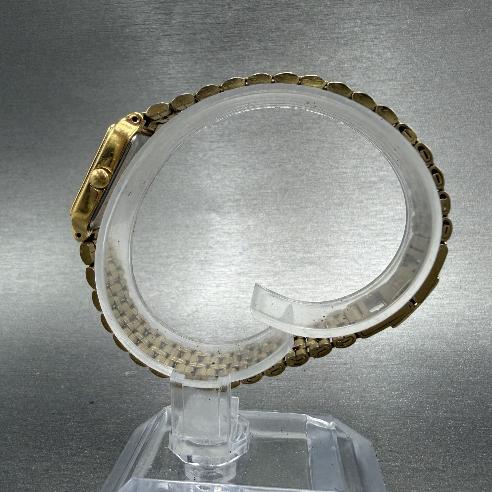 Seiko Tank Watch Women 17mm Champagne Dial Gold Tone 1N01-5E70 New Battery6