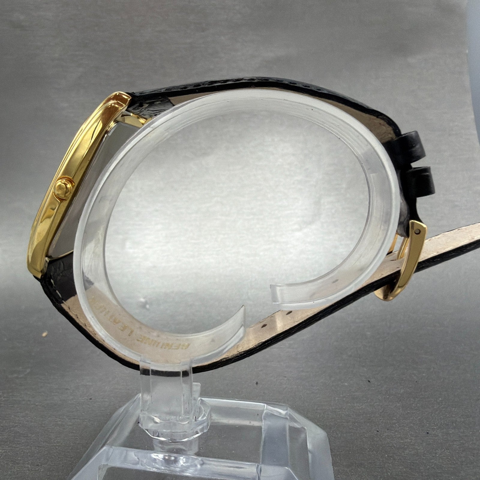 Pulsar Tank Watch Men 31mm Black Dial Gold Tone Date  SAMPLE PARTS7