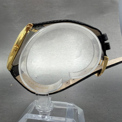 Pulsar Tank Watch Men 31mm Black Dial Gold Tone Date  SAMPLE PARTS7
