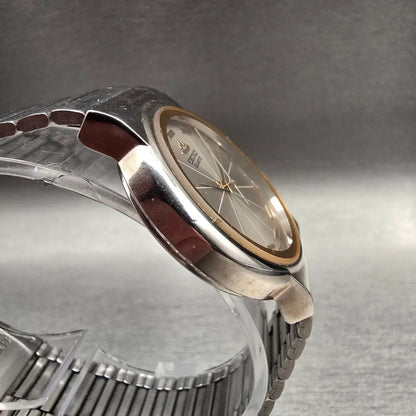 Seiko Watch Women 30mm Silver Dial Silver Tone Round 5Y91-6040 New Battery VTG3