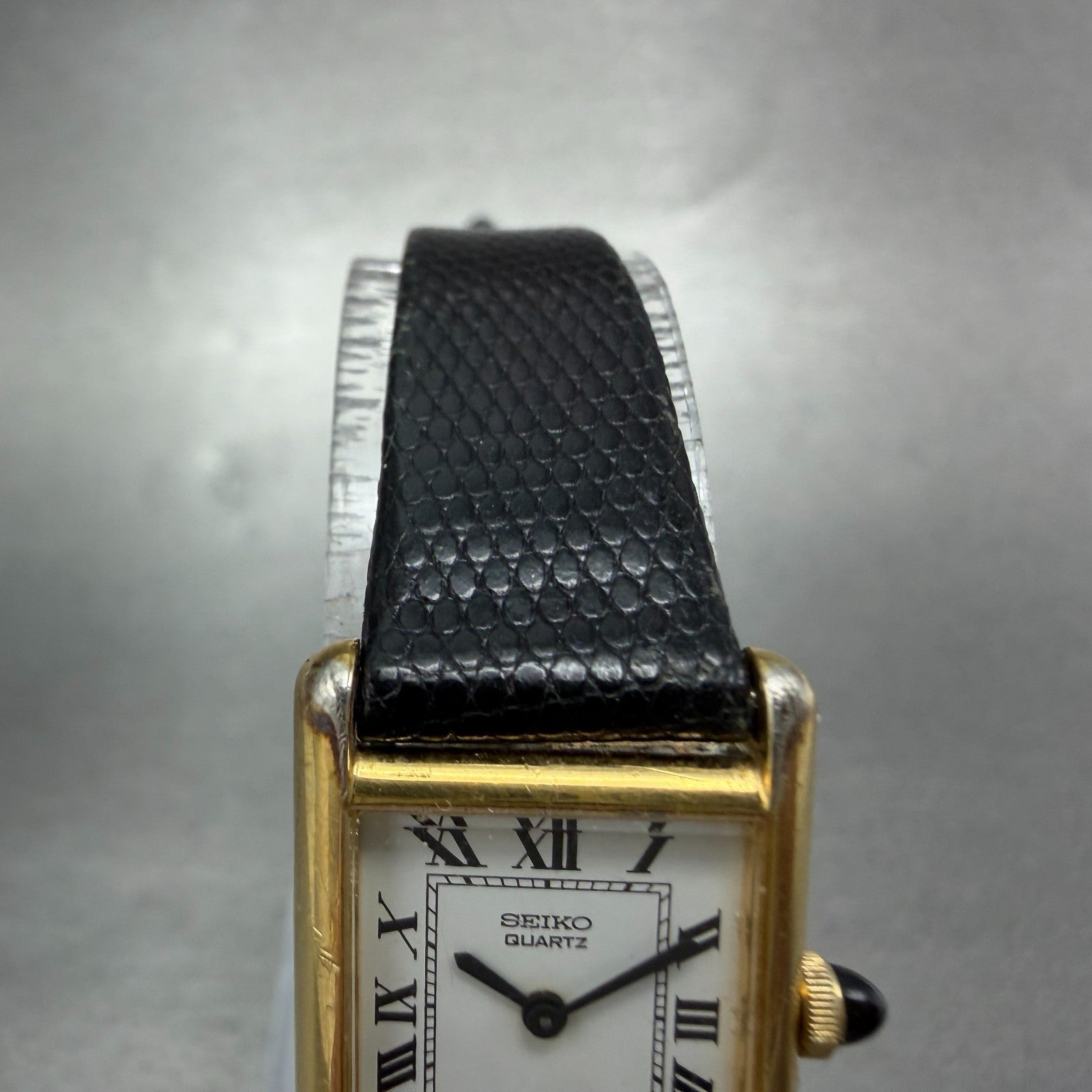 Seiko Tank Watch Women 18mm White Dial Gold Tone 1400-5039 New Battery VTG TH884
