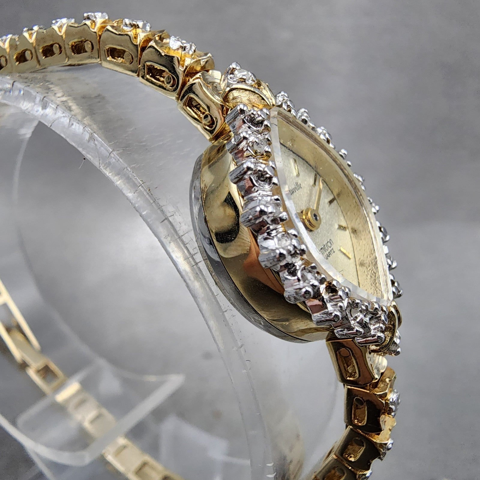 Armitron Deauville Watch Women 14mm Champagne Dial Gold Tone Oval New battery4