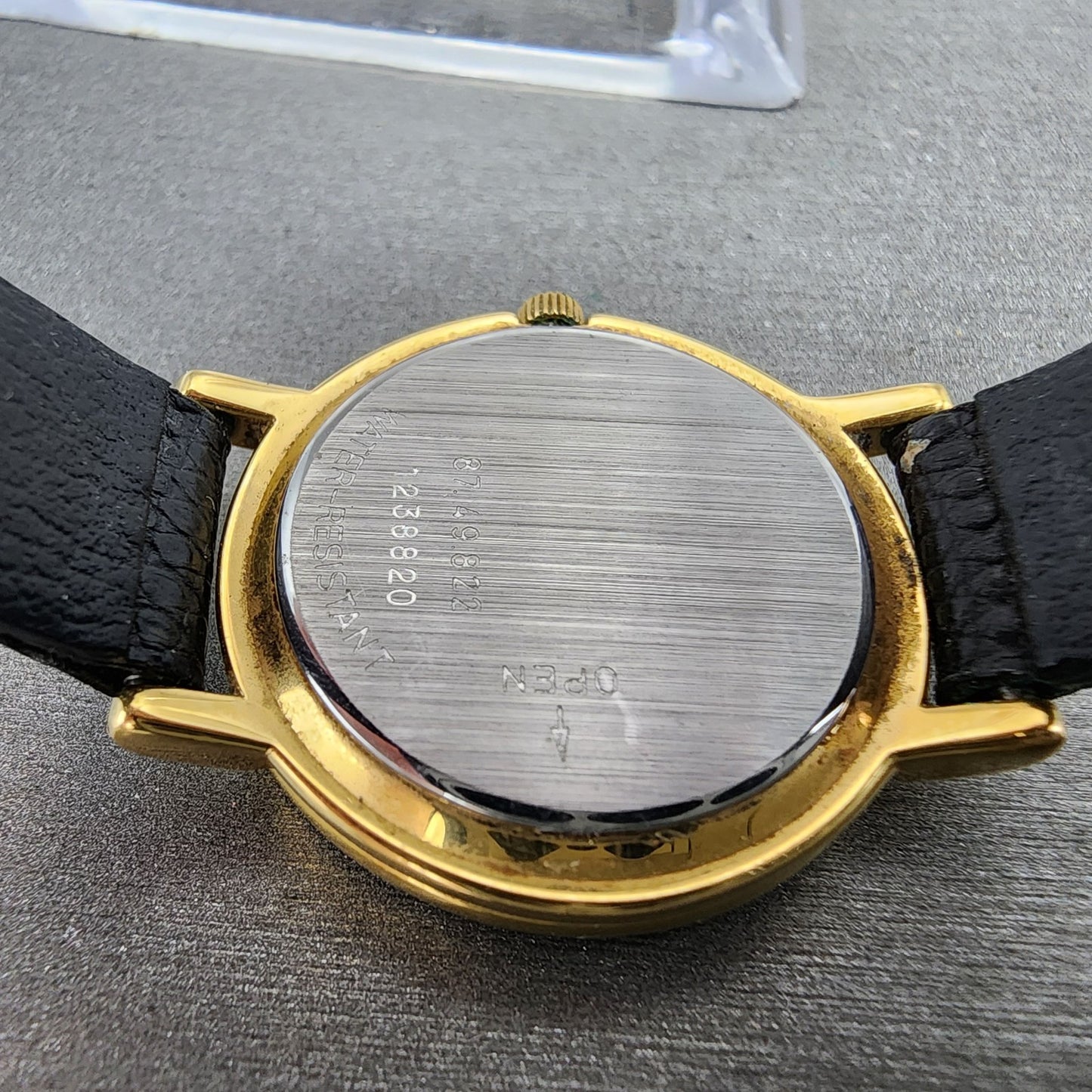 Movado Museum Watch Women 26mm Black Dial Gold Tone Round 87.49.822 New Battery10