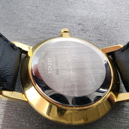 Movado Museum Watch Women 25mm Black Dial Gold Tone Round 87-25-832 New Batt C67