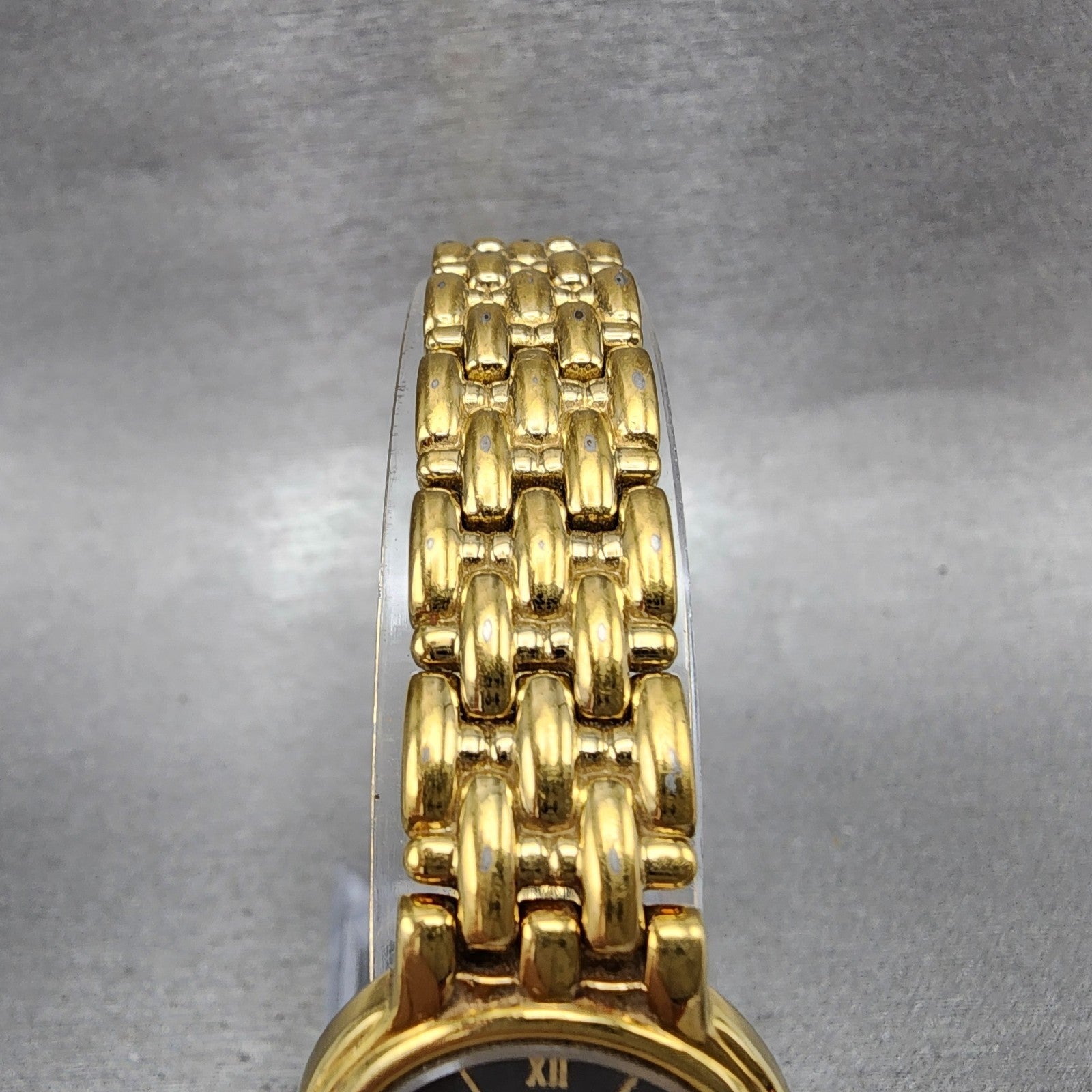 Seiko Watch Women 22mm Black Dial Gold Tone Round 1N00F030 New Battery4