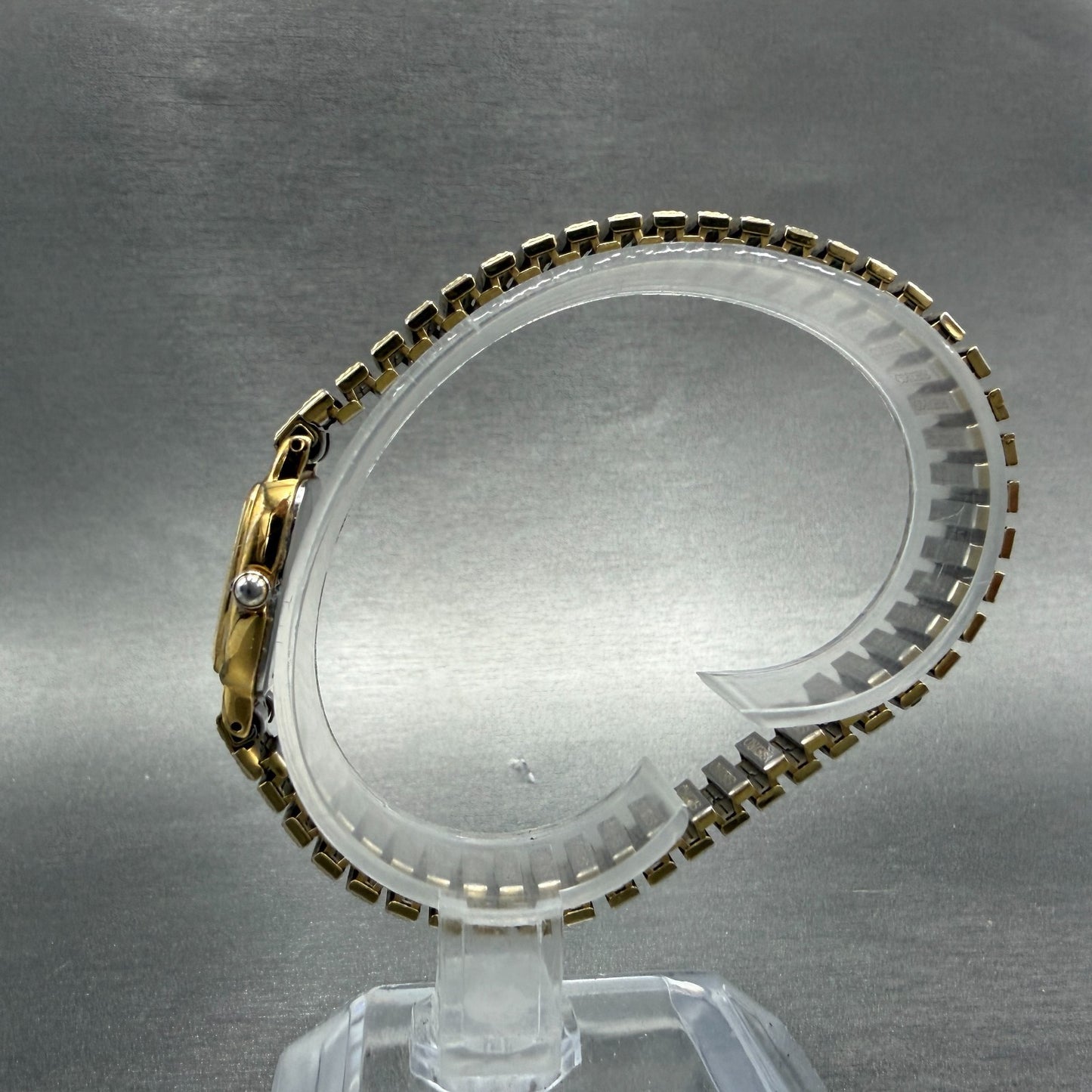 Seiko Watch Women 18mm White Dial Gold Tone Rectangle 1N00-5K29 New Battery 5196