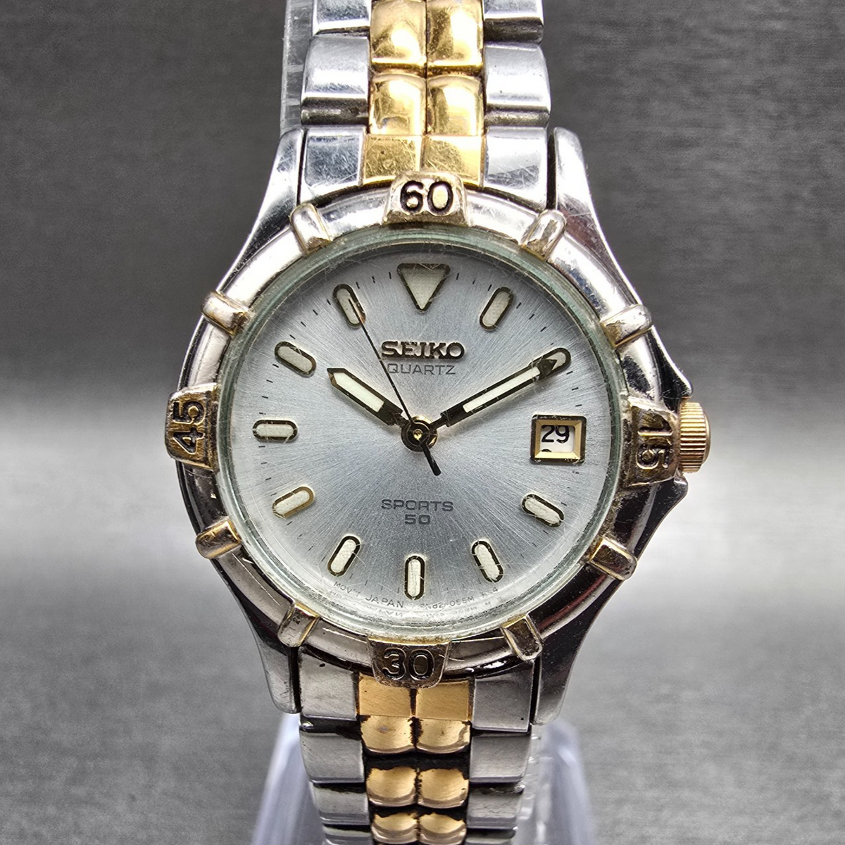 Seiko Sports 50 Watch Women 25mm Silver Dial Two Tone Date 7N82-0261 New Batt JP0