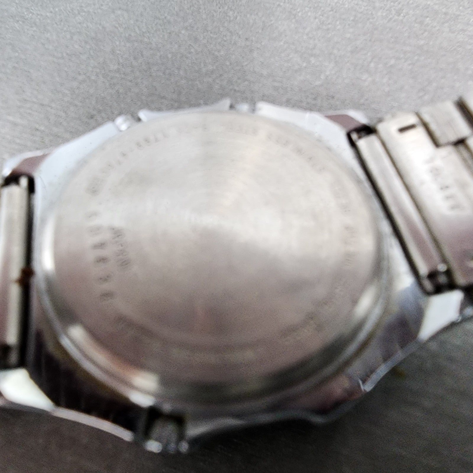 Seiko ALBA Digital Watch Men 31mm LCD Alarm Chrono Silver Tone Y7994750 PARTS10