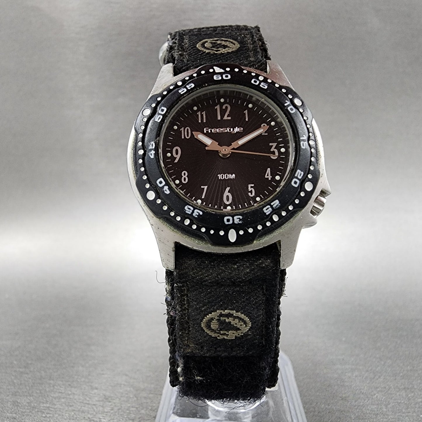 Free Style Dive Watch Women 32mm Black Dial Steel Round New Battery5