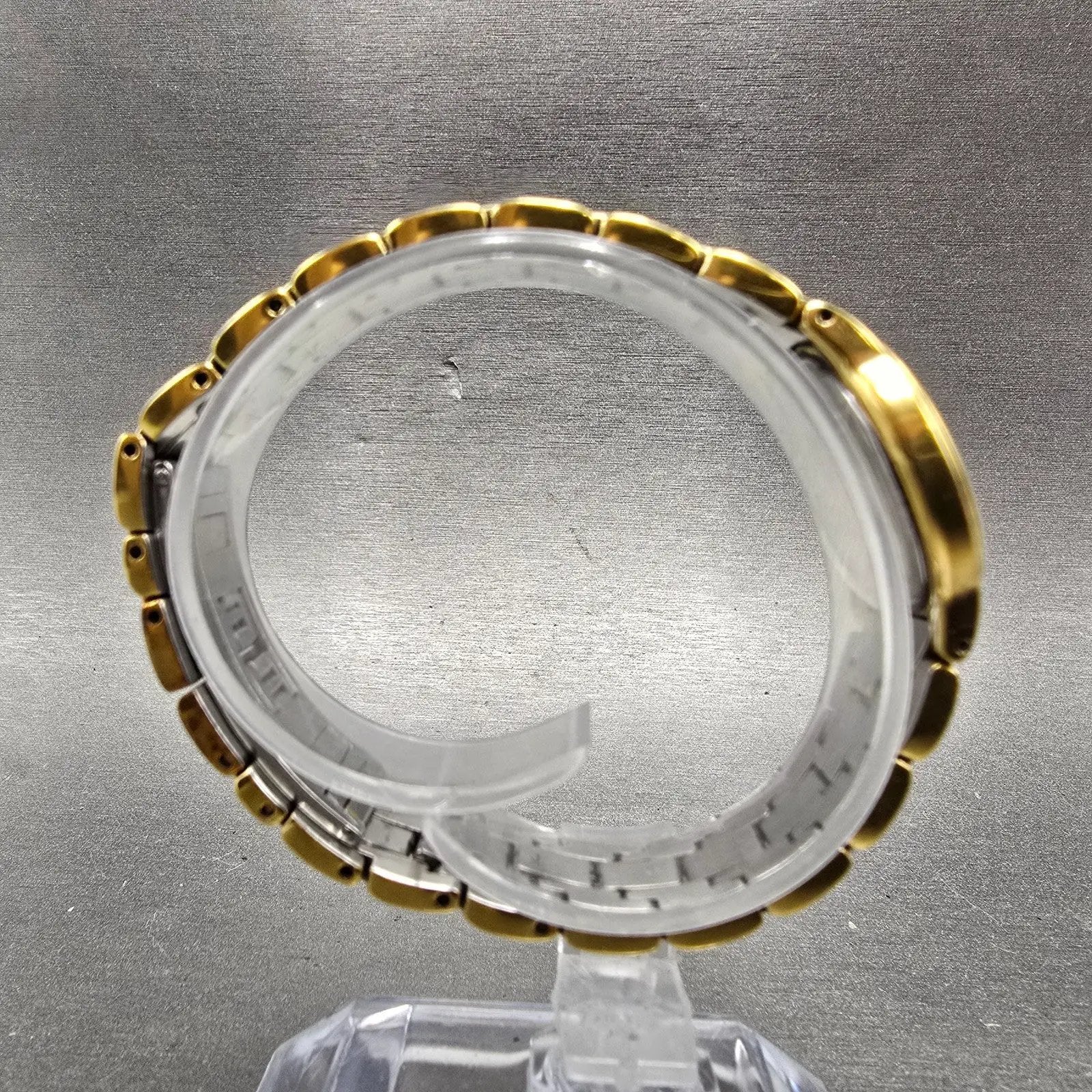 Movado Museum Watch Women 24mm Black Dial Gold Tone 88 E4 9835 New Battery7
