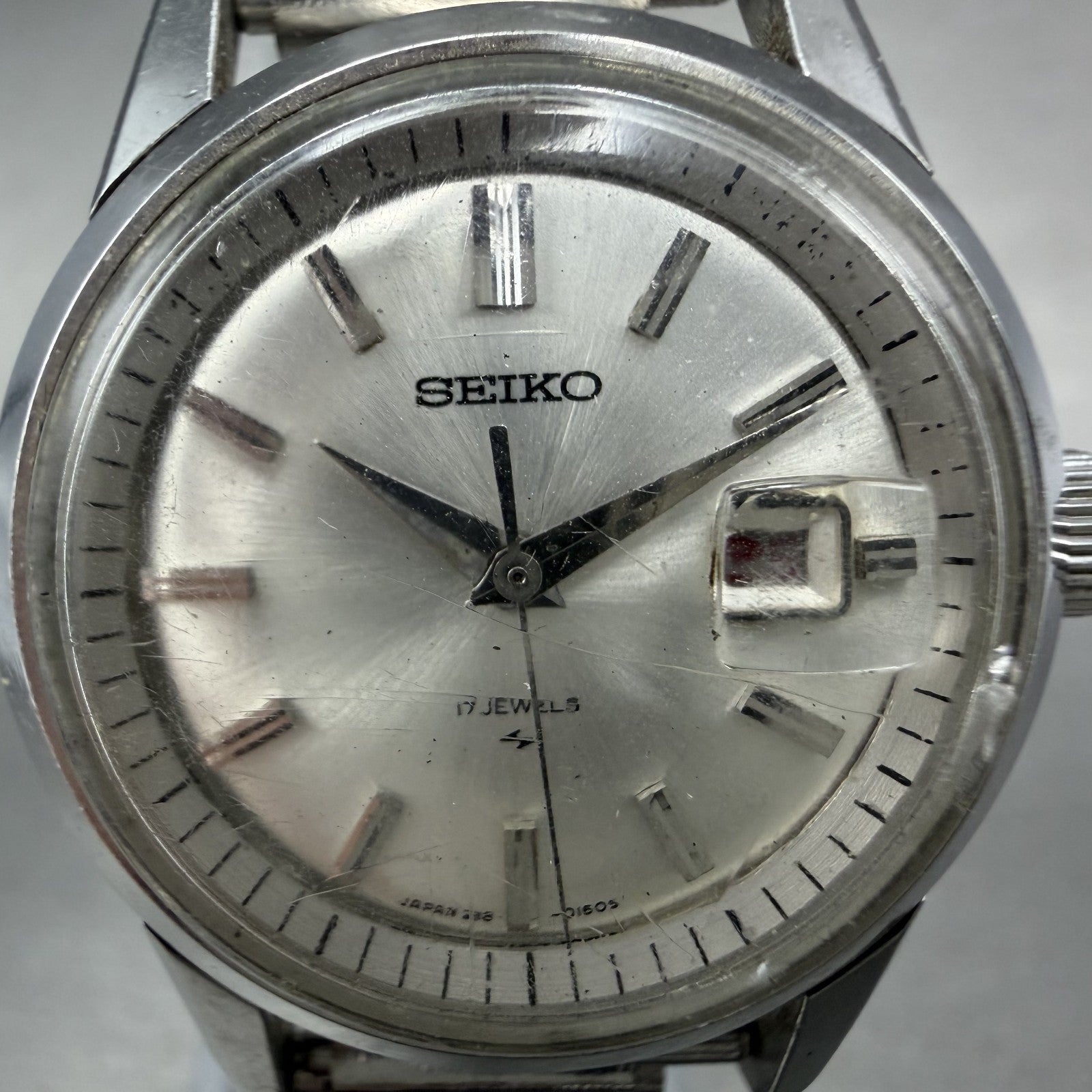 Seiko Watch Women 26mm Silver Dial Silver Tone Date 2118-0230 Manual Runs1
