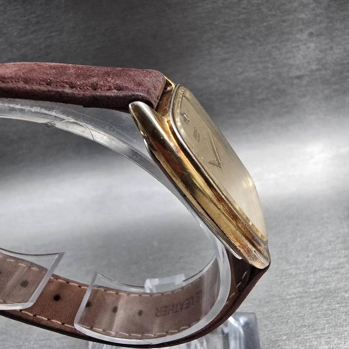 Seiko Watch Men 28mm Gold Dial Gold Tone Rectangle 6530-5329 New Battery Vintage3