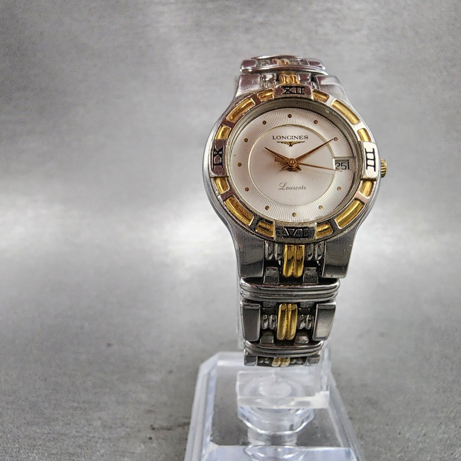 Longines Laureate Watch Women 25mm Silver Dial Two Tone Date Round New battery5