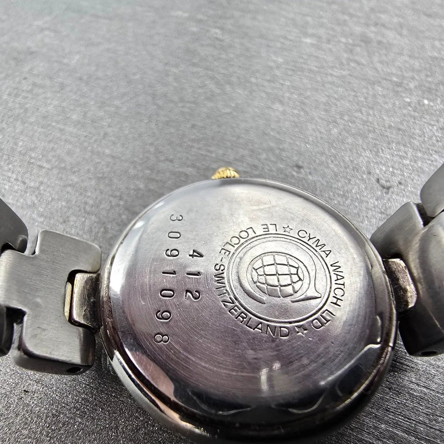 Cyma Sealord Watch Women 24mm Champagne Dial Two Tone Round 412 New Battery9
