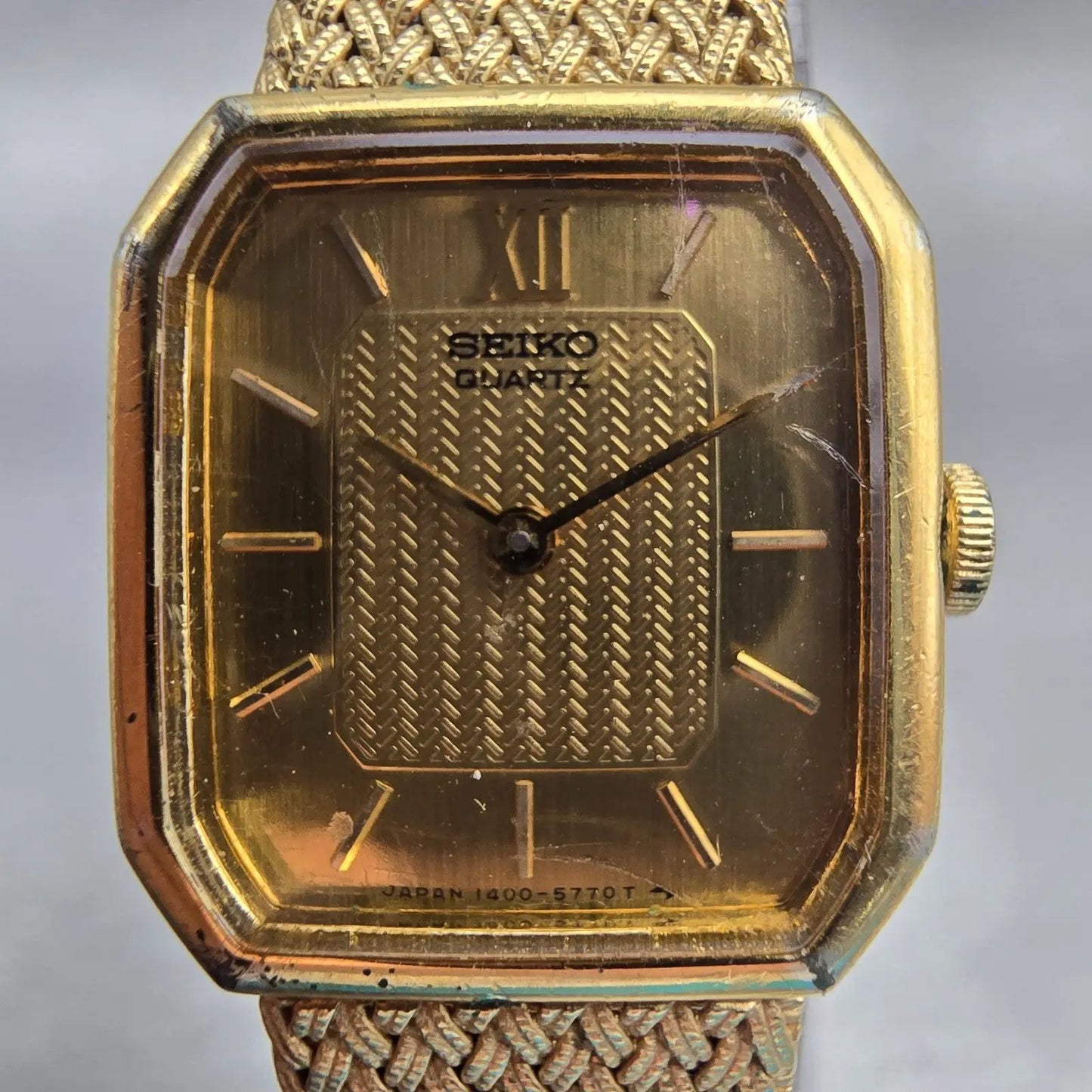 Seiko Watch Women 17mm Gold Dial Gold Tone Rectangle 1400-8089 New Battery VTG1