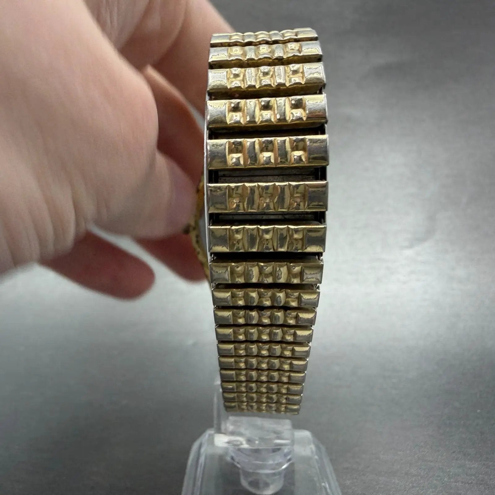 48021931