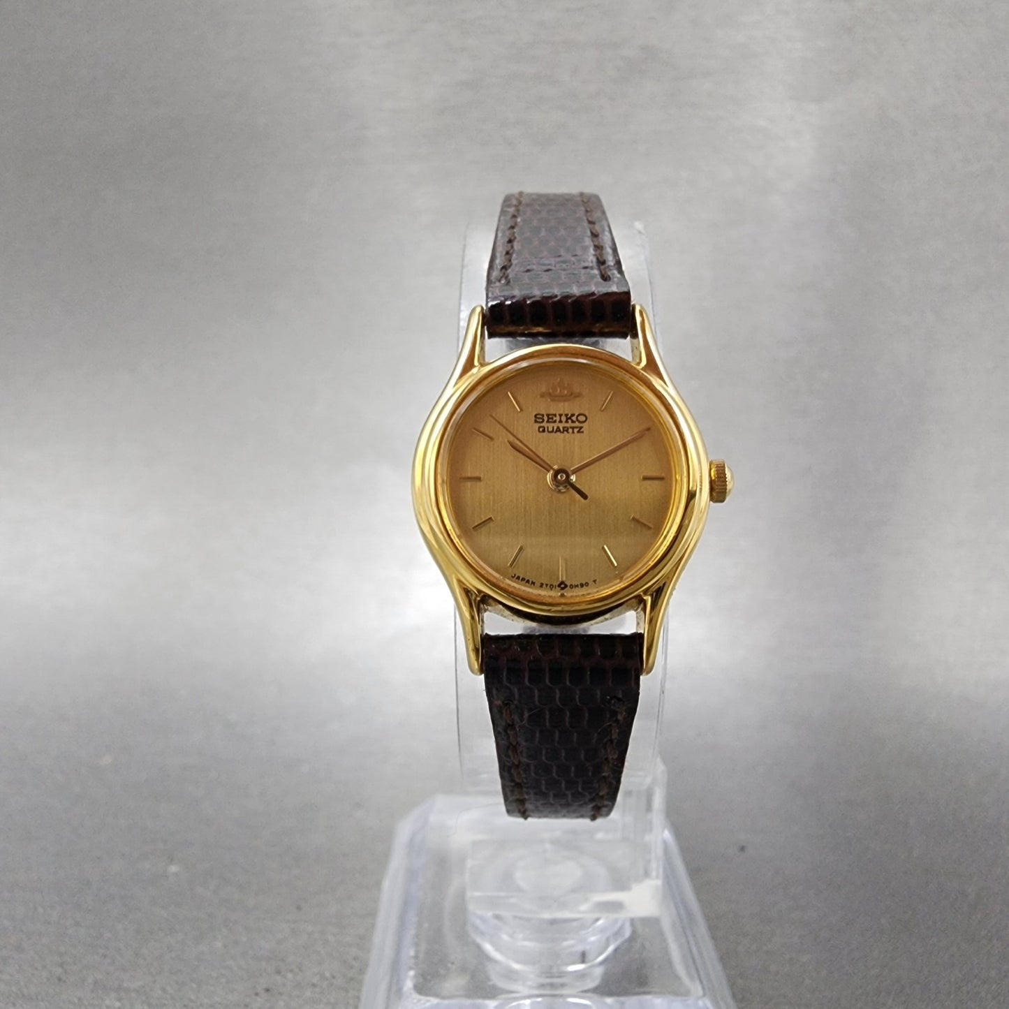 Seiko Watch Women 20mm Champagne Dial Gold Tone Round 2y010a10 New Battery5