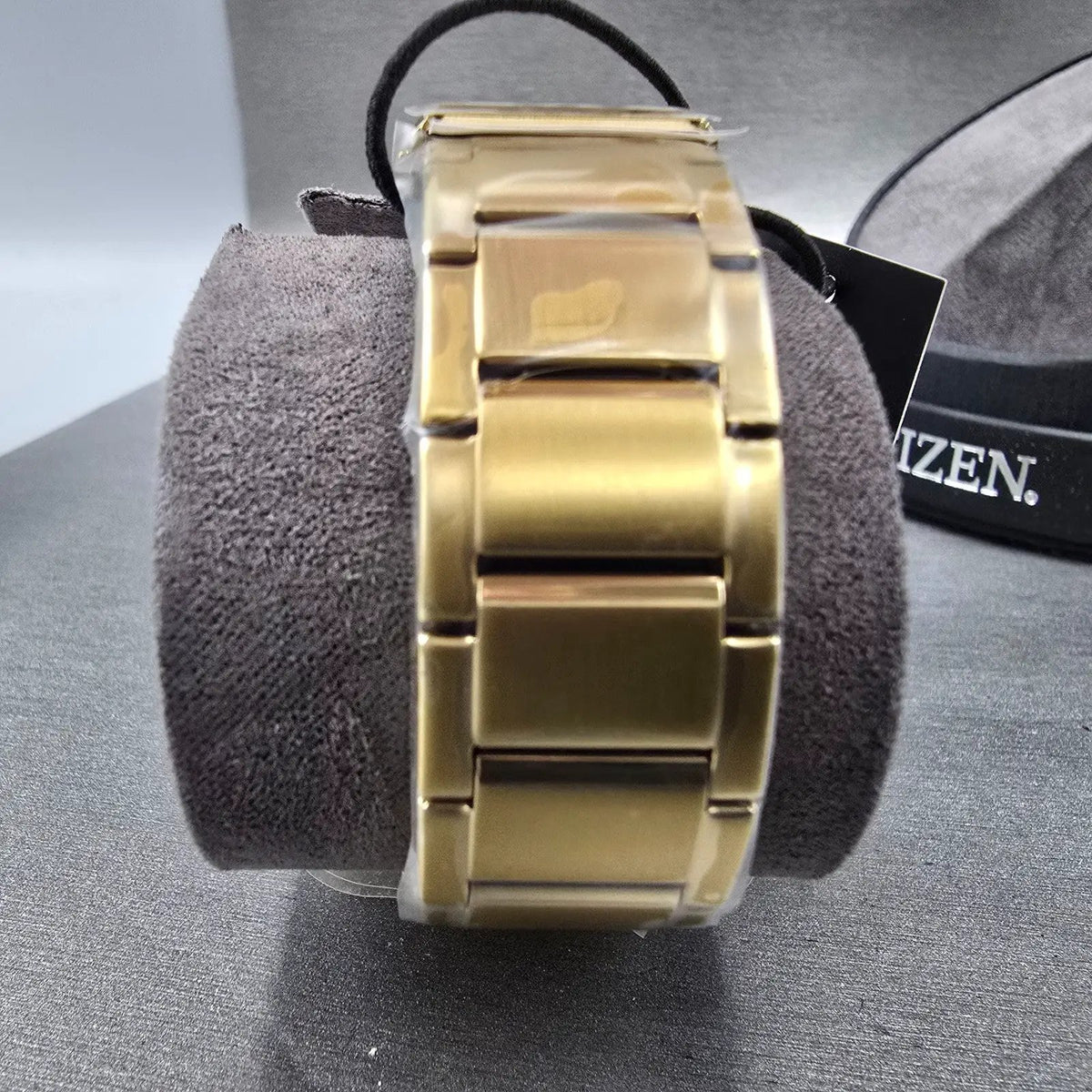 Citizen Chandler Eco-Drive Watch Men 41mm Silver Dial Gold Date AW1372-81A WBox6