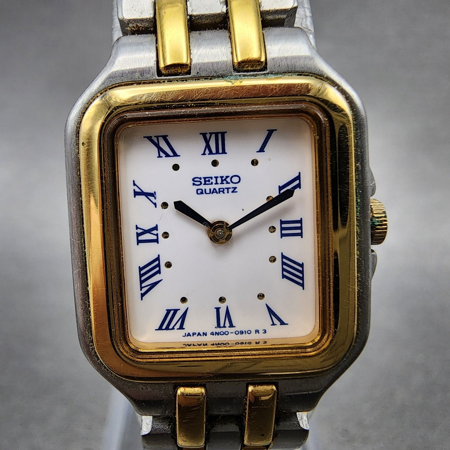 Seiko Tank Watch Women 19mm White Dial Two Tone Rectangle 4n005379 New Battery1