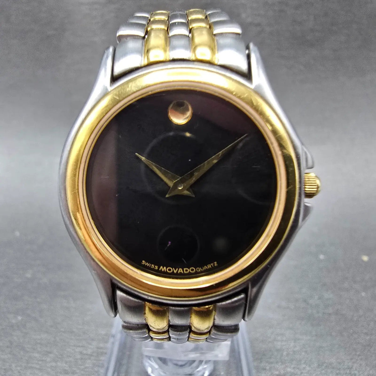 Movado Museum Watch Women 28mm Black Dial Two Tone Round 81-D1-823 New Battery0