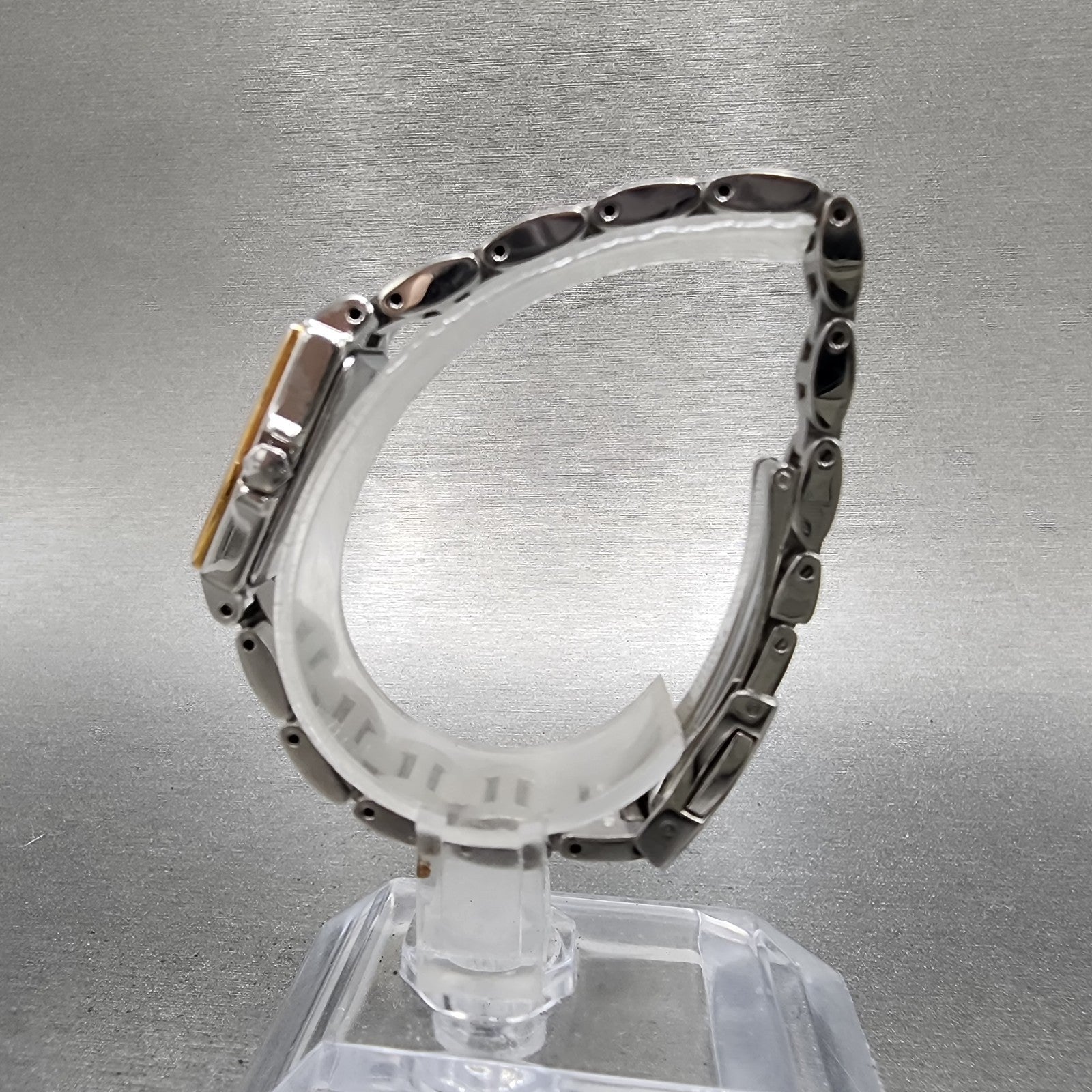 Seiko Solar Tank Watch Women 18mm White Dial Two Tone Rectangle Lukia RunsB6