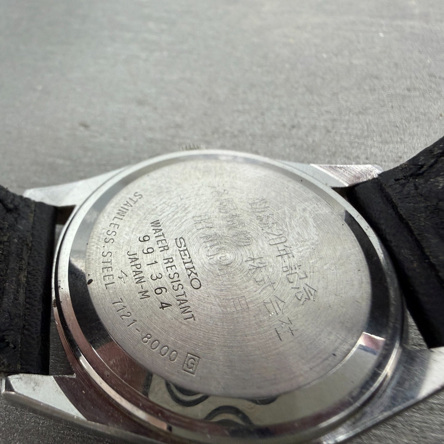 Seiko Watch Men 35mm Silver Dial Steel Round 7121-8000 Vintage PARTS10