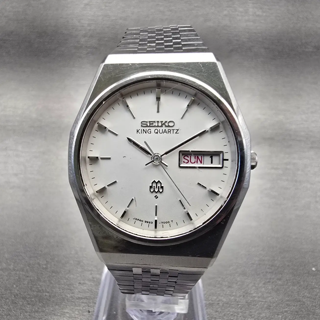 Seiko King Quartz Watch Men 35mm White Dial Silver Tone Daydate 9923-7000 NewBat0