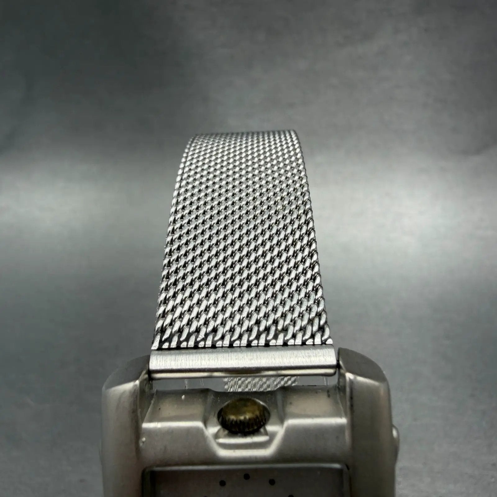 48223013