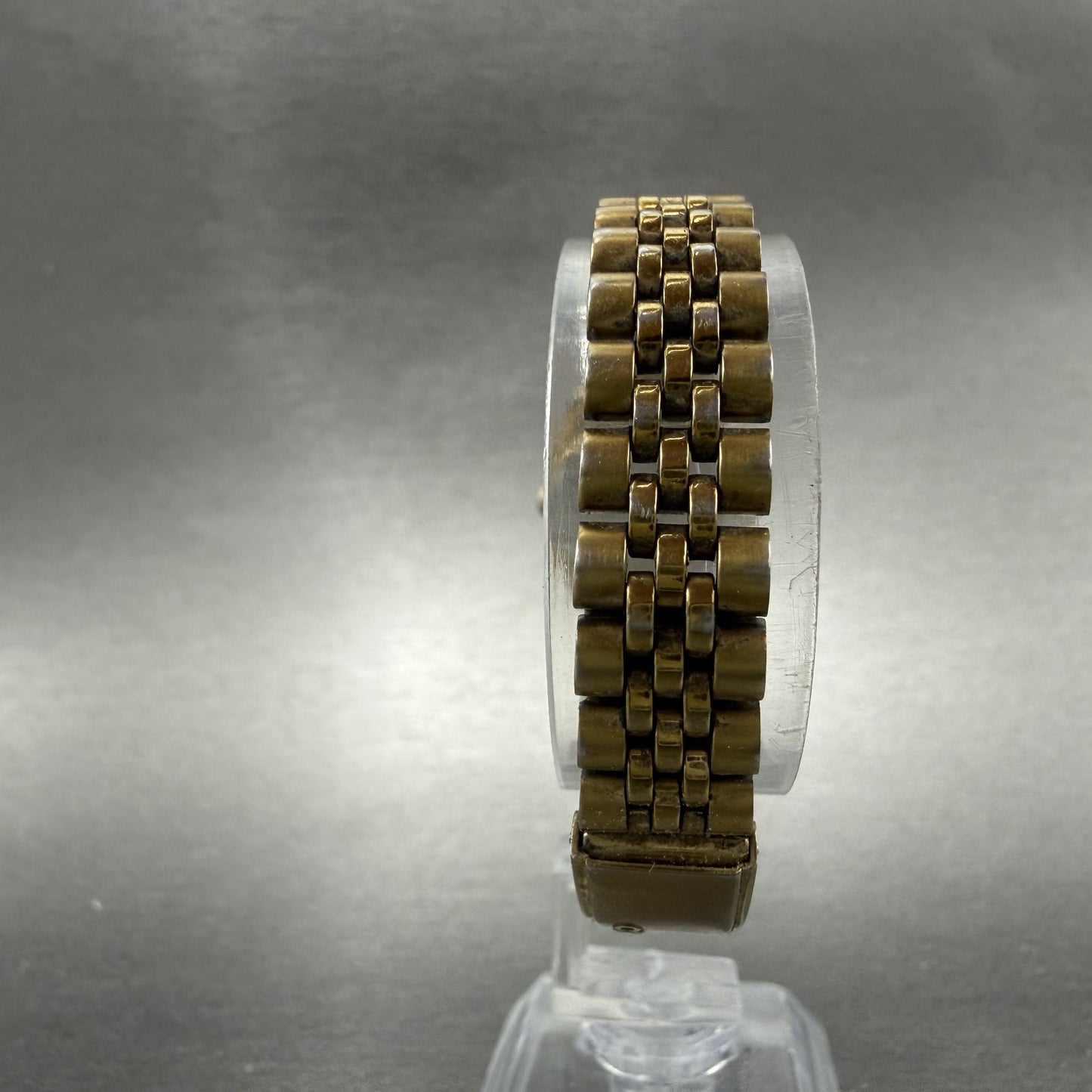 Seiko SQ Watch Women 24mm Black Dial Gold Tone Daydate 24mm Round New Battery 9Q7