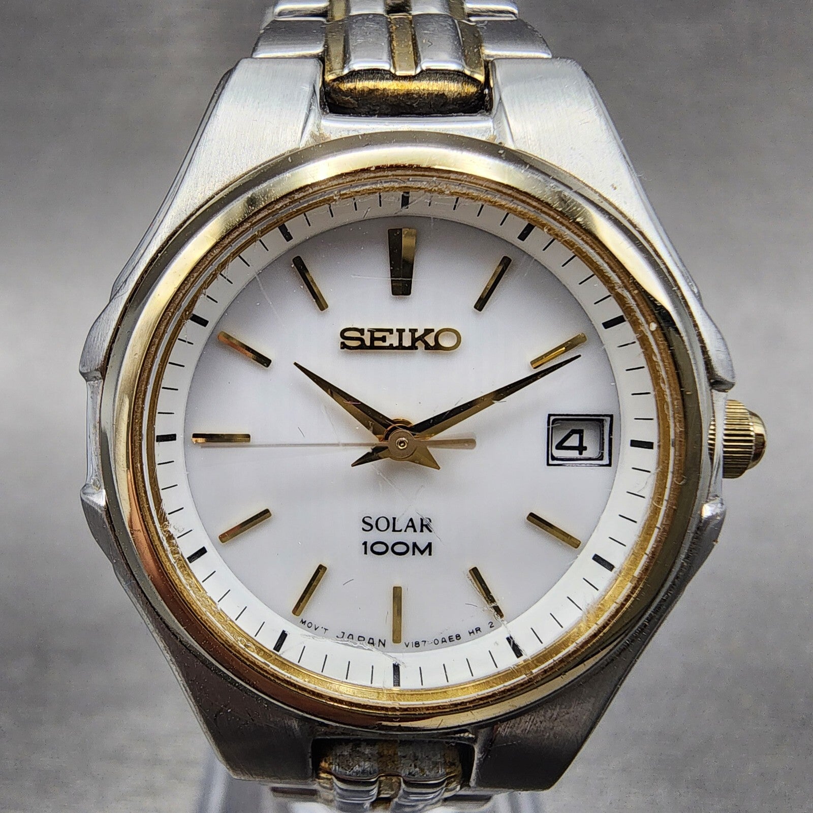 Seiko Solar Watch Women 28mm White Dial Two Tone Daydate Round V1870AC0 Runs1