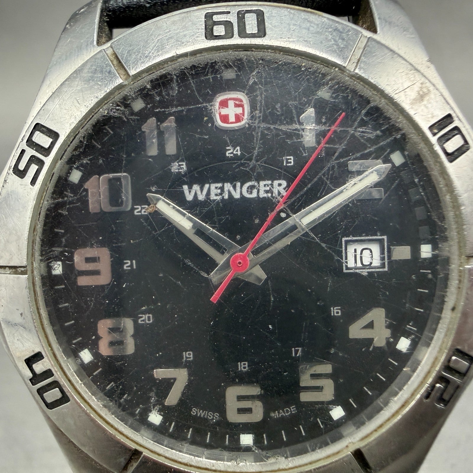 Wenger Alpine Watch Men 42mm Black Dial Silver Date Round 7048X New Battery1