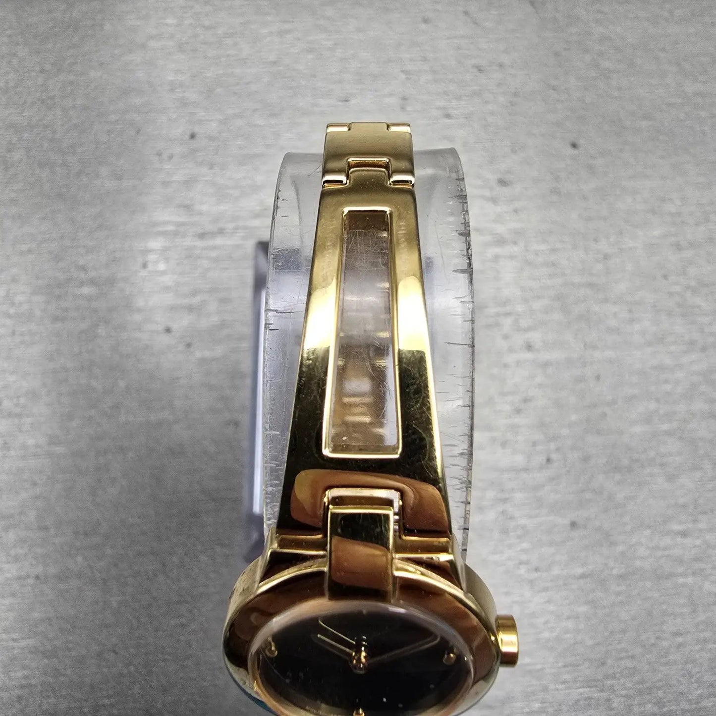 Seiko Watch Women 20mm Black Dial Gold Tone Round 1N00-0GM0 New Battery Vintage4