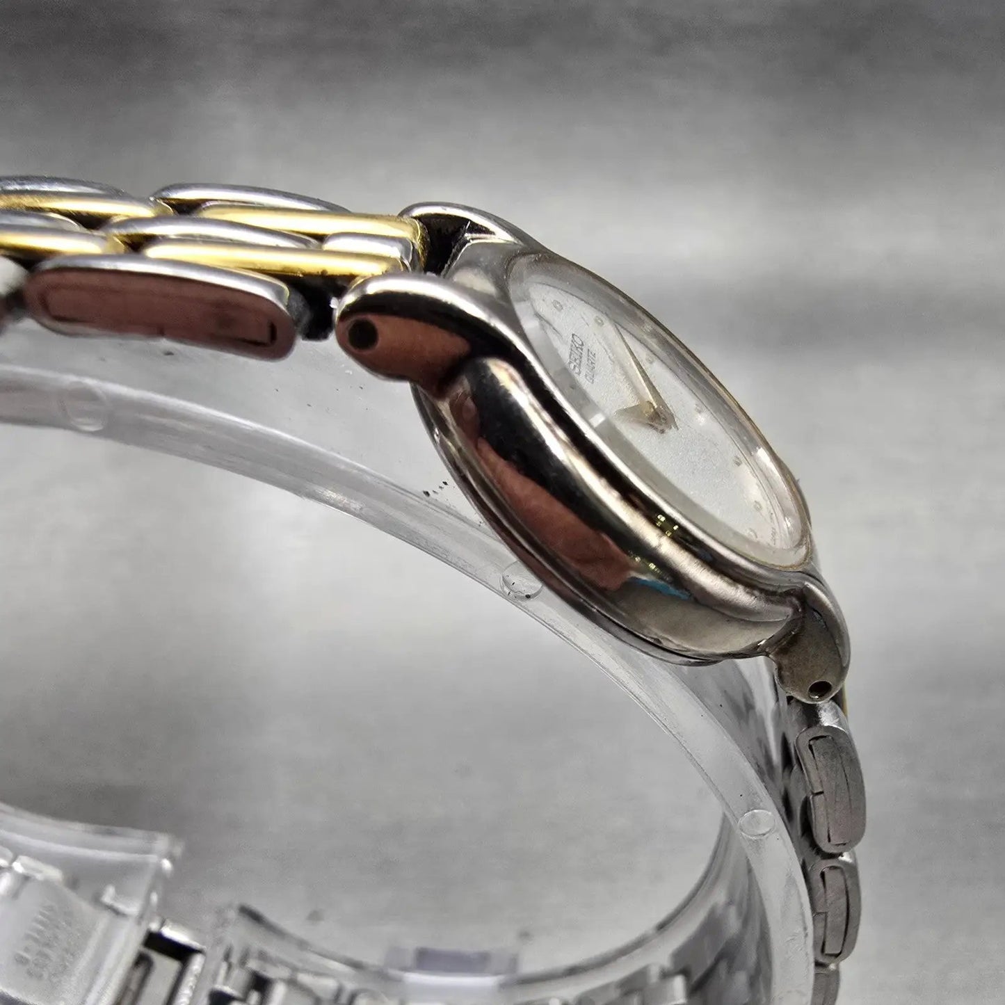 Seiko Watch Women 20mm Silver Dial Two Tone Round 1N00-0G69 New Battery Vintage3