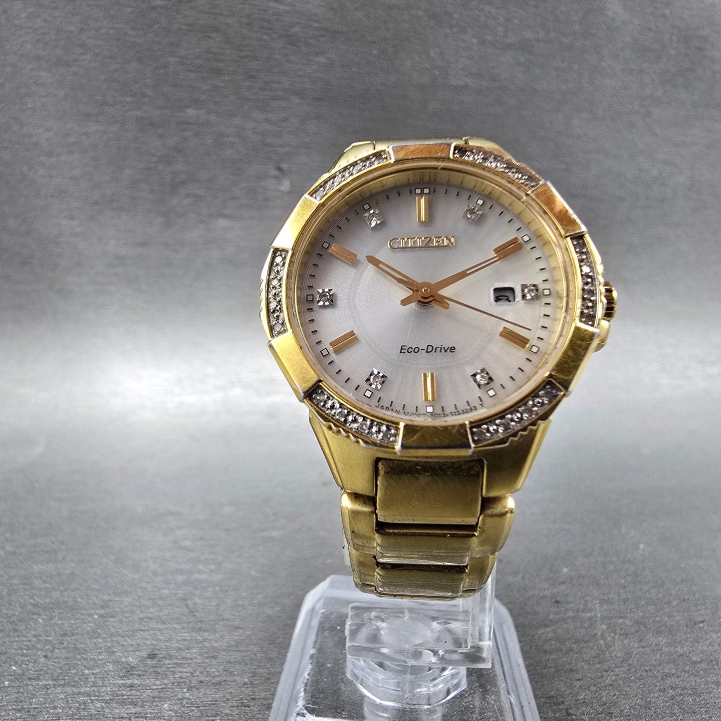 Citizen Eco-Drive Watch Women 30mm Silver Dial Gold Tone Date E013-S111676 Runs5