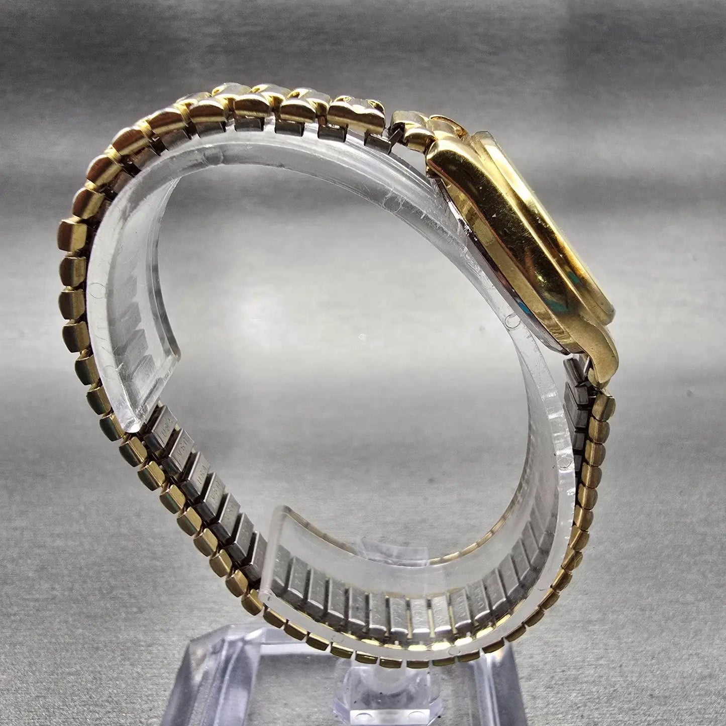 Citizen Watch Women 25mm Gold Dial Gold Tone Daydate Round 6000-S27182 New Batt8