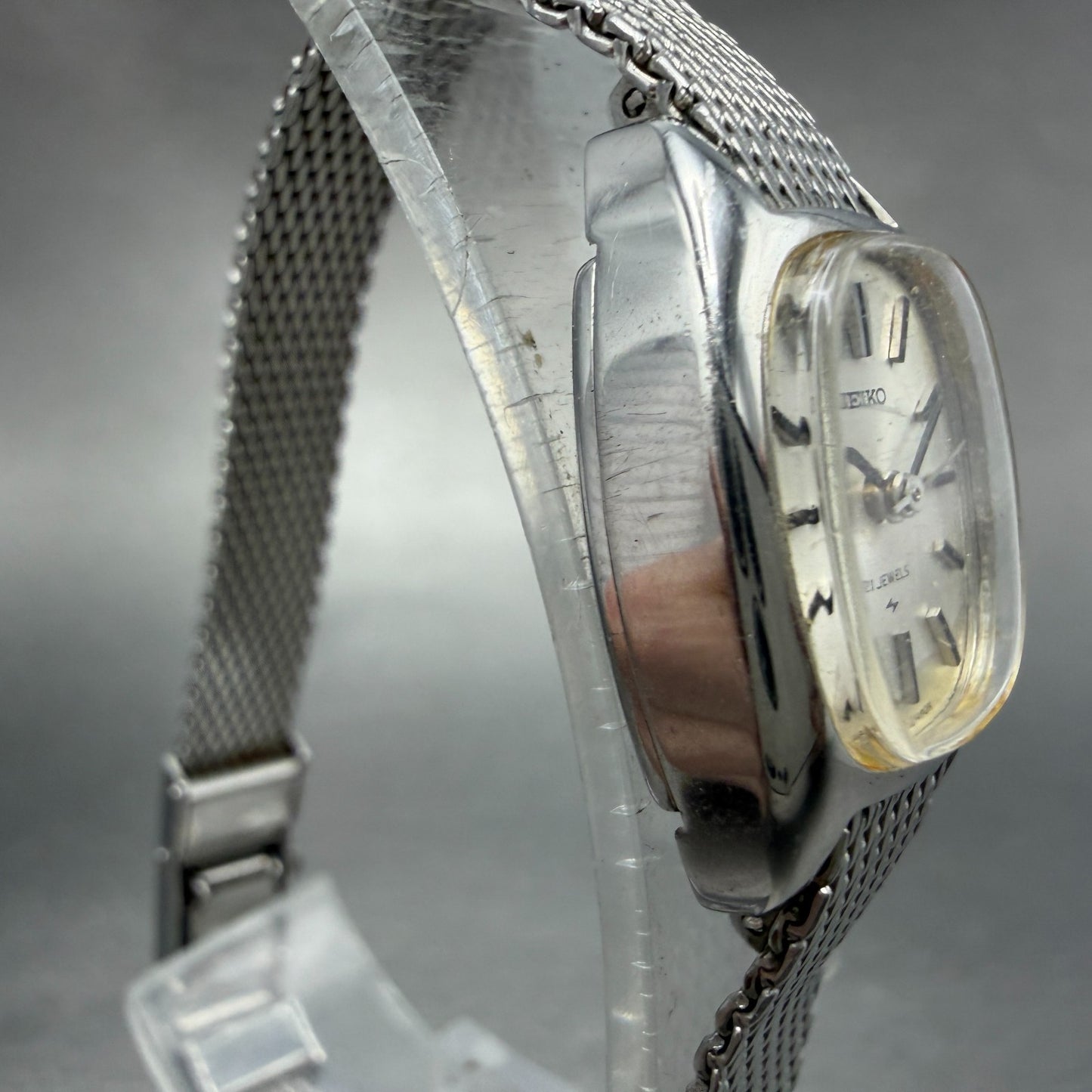 Seiko Tank Watch Women 17mm Silver Dial Silver Tone manual 1104-3210 Runs3