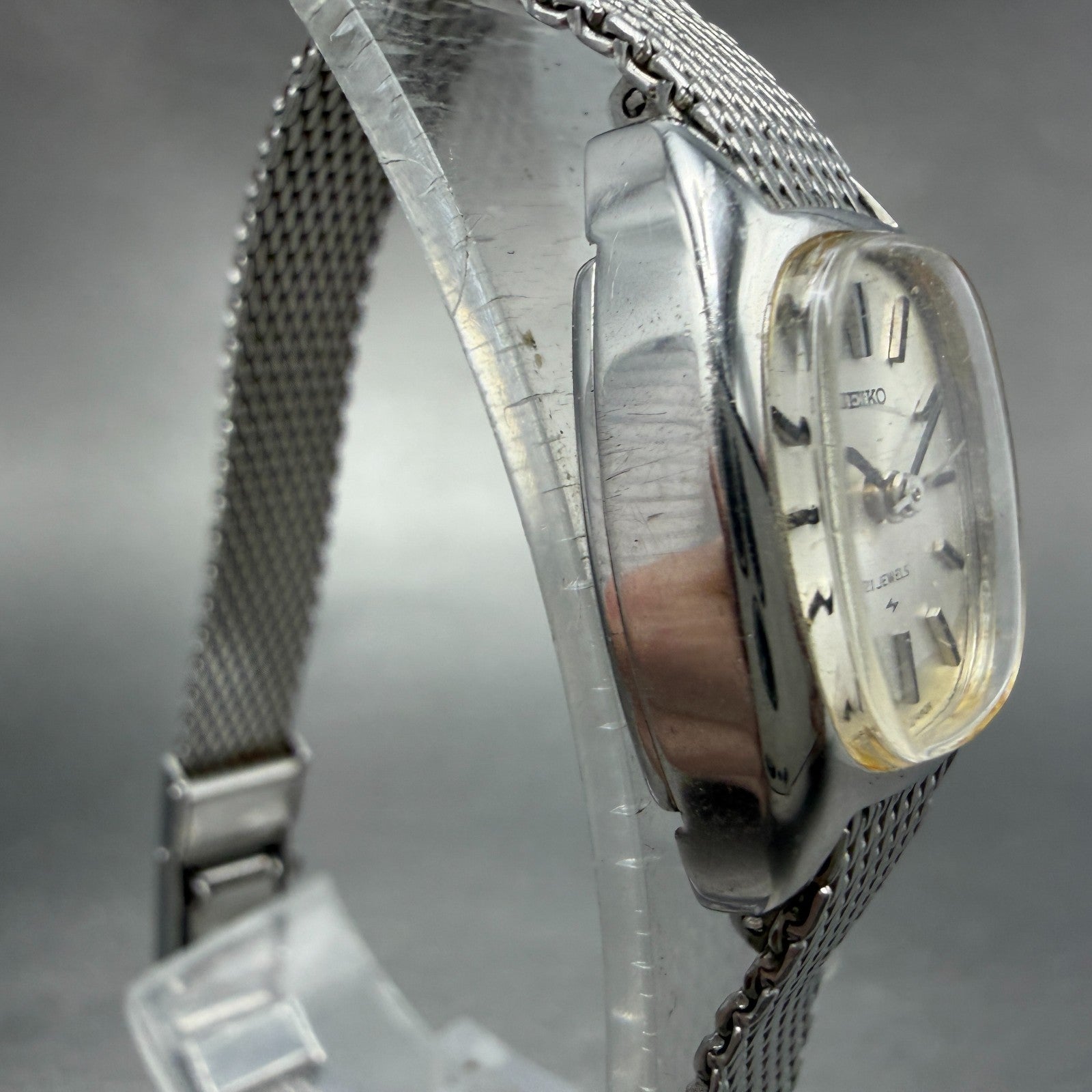 Seiko Tank Watch Women 17mm Silver Dial Silver Tone manual 1104-3210 Runs3