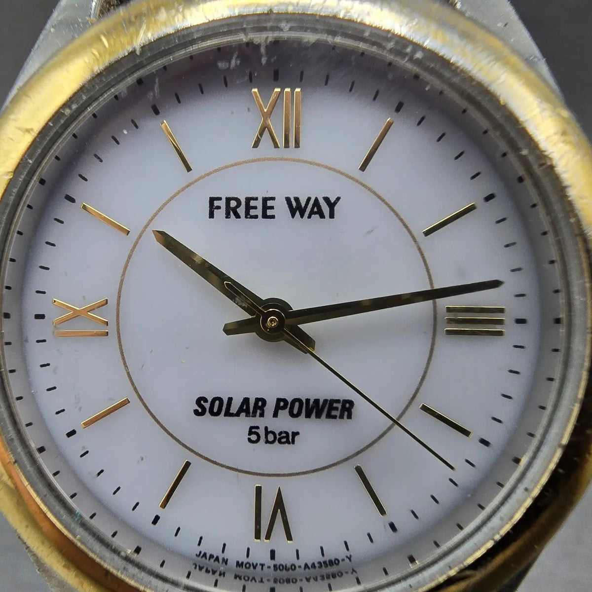 Citizen Free Way Solar Watch Men 35mm White Dial Two Tone 5080-A42365 Runs JDM1