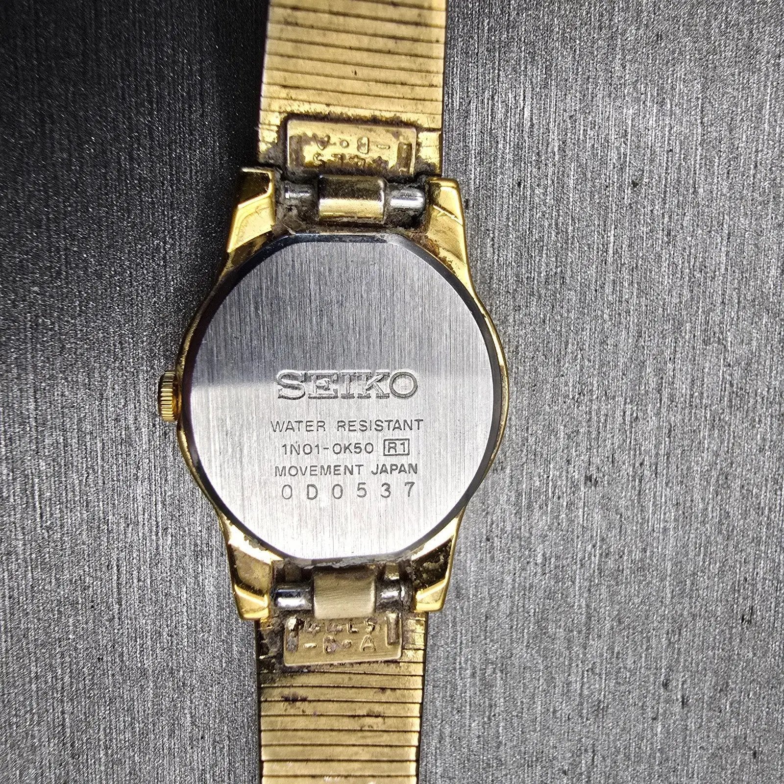 Seiko Watch Women 19mm Cream Dial Gold Tone Round 1N01-0K50 New Battery Vintage10