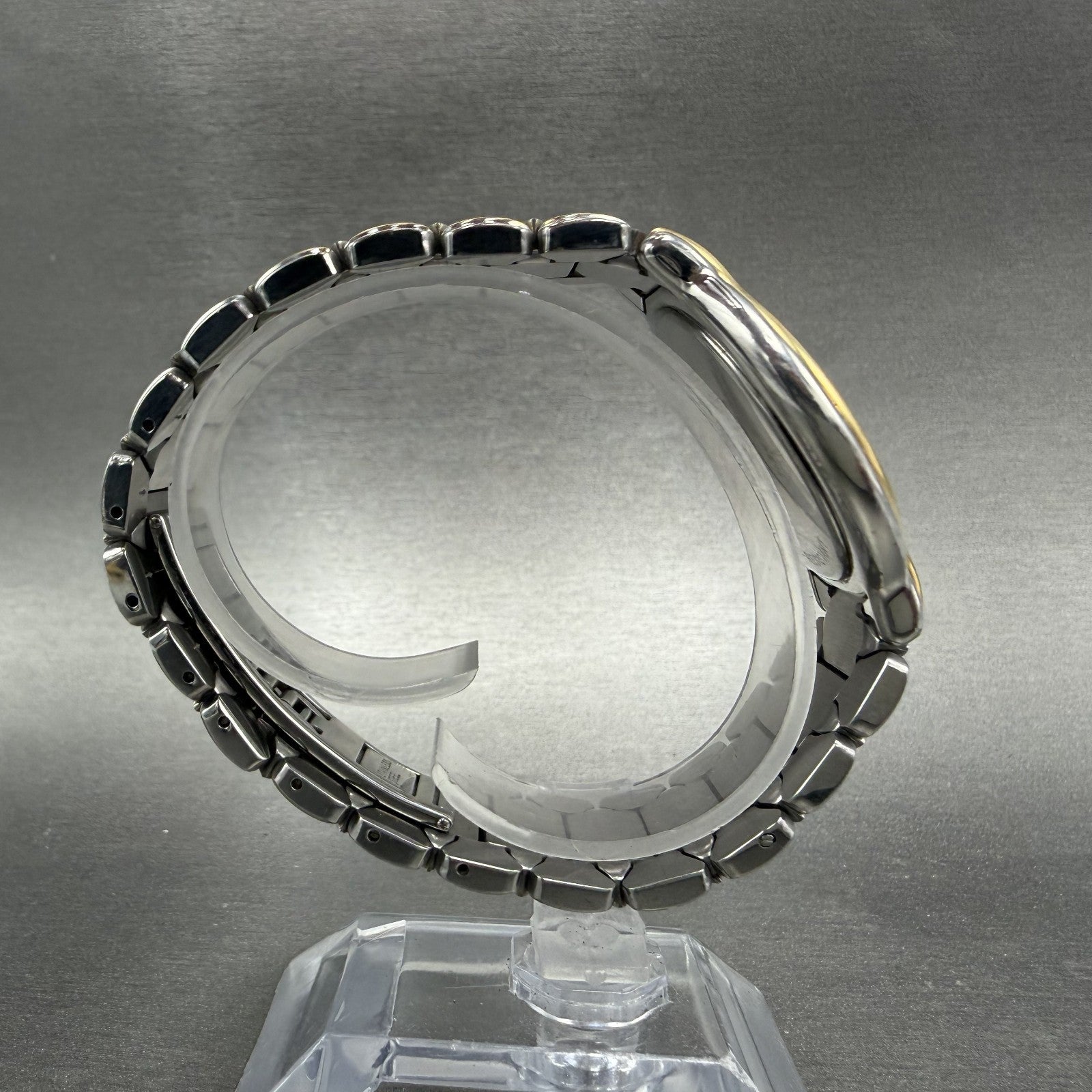 Movado Museum Watch Men 36mm Black Dial Two Tone Round 81.A1.881 New battery8