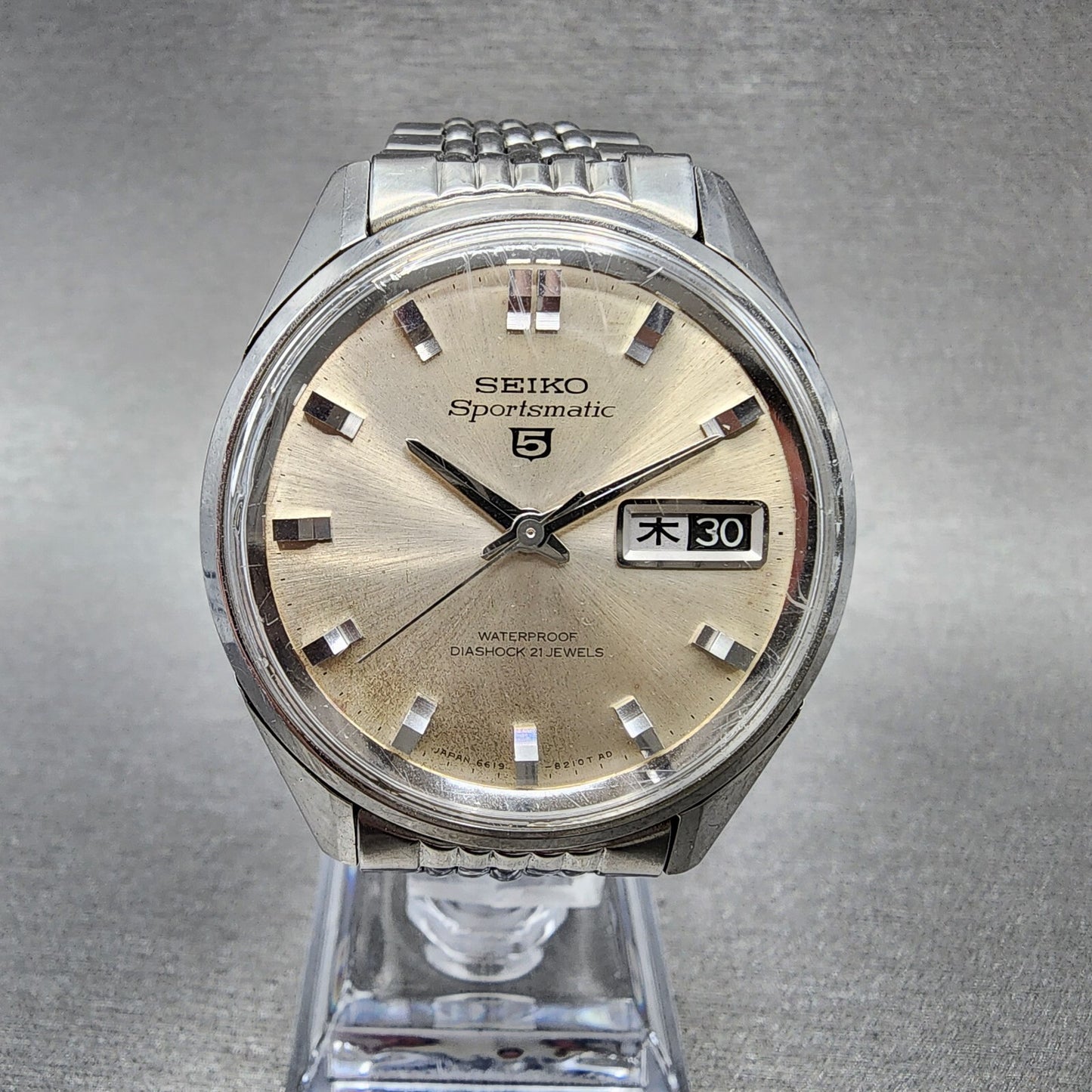 Seiko 5 Sportsmatic Watch Men 36mm Silver Dial Steel Daydate Automatic Runs0