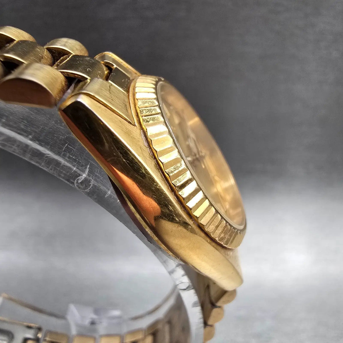 Seiko President Watch Women 24mm Gold Dial Gold Daydate 7N83-0041 New Battery3