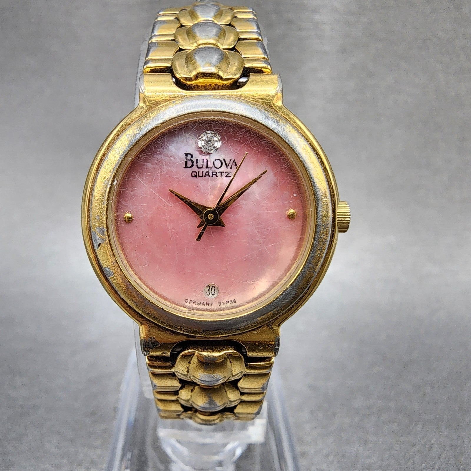 Bulova Diamond Watch Women 24mm MOP Dial Gold Tone Date 57p36 New Battery0