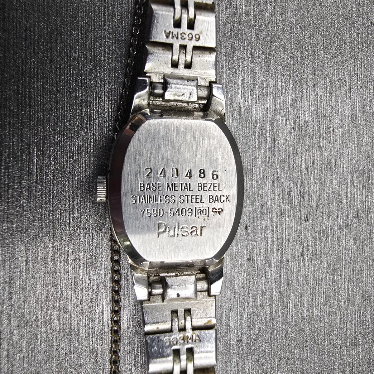 Seiko Pulsar Watch Women 16mm Gray Dial Silver Tone Oval Y590-5409 New Battery10