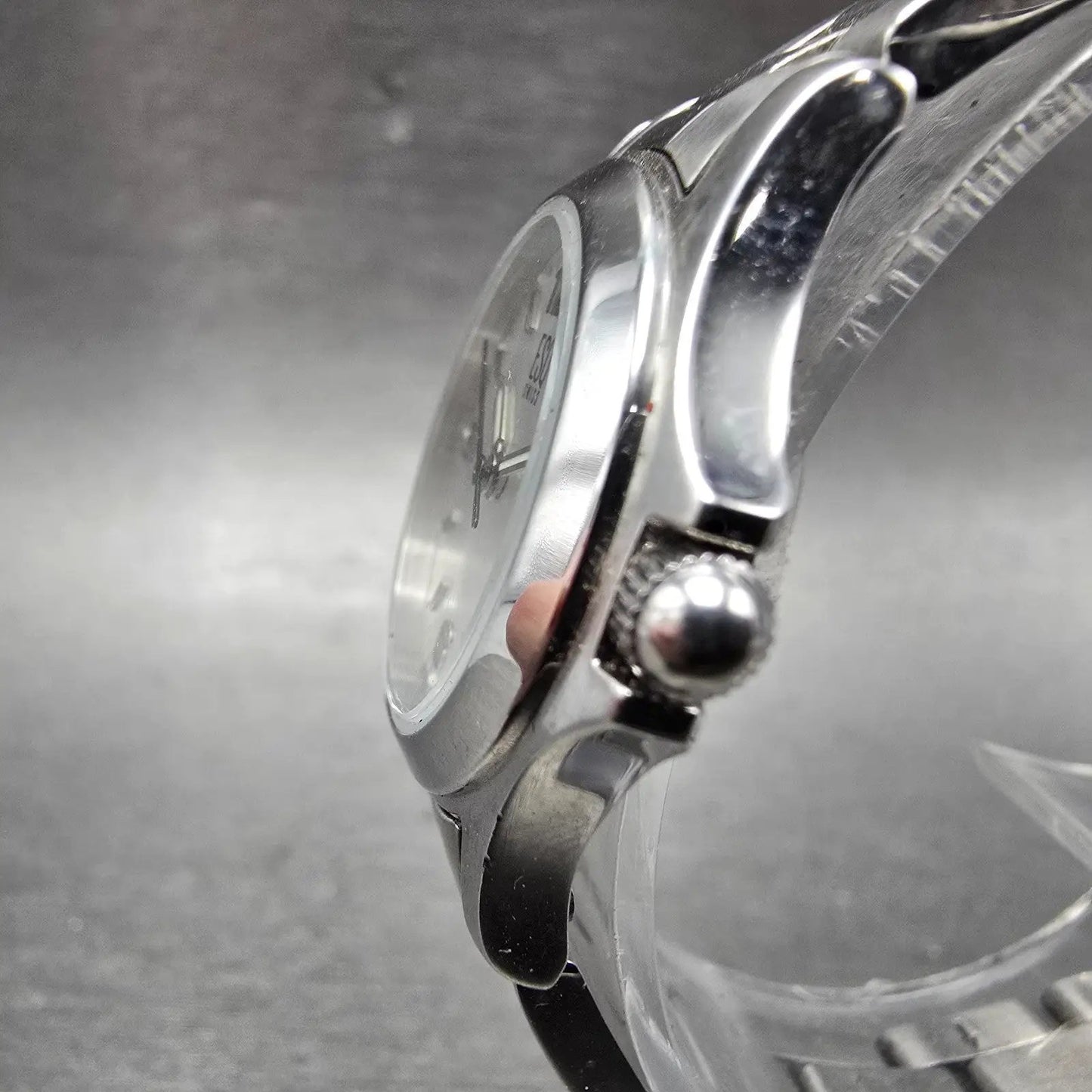 ESQ Watch Women 26mm Silver Dial Steel Date Round E5054 New Battery2