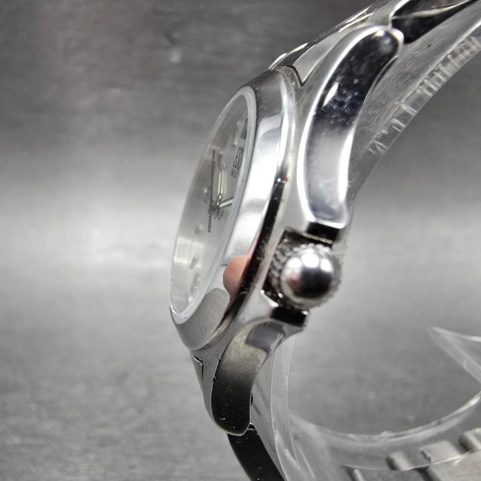 ESQ Watch Women 26mm Silver Dial Steel Date Round E5054 New Battery2