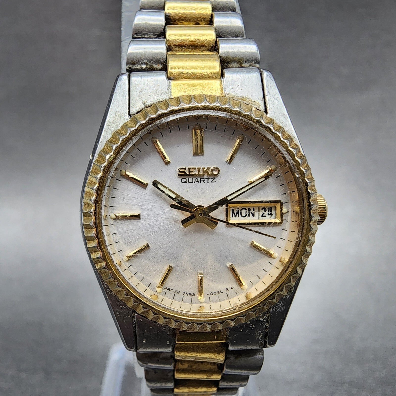 Seiko Watch Women 24mm White Dial Two Tone Daydate Round 7N830040 New Battery0