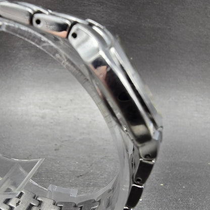 Citizen Eco-Drive Watch Women 25mm Gray Dial Silver Tone Date E011-S049601 RunsK6