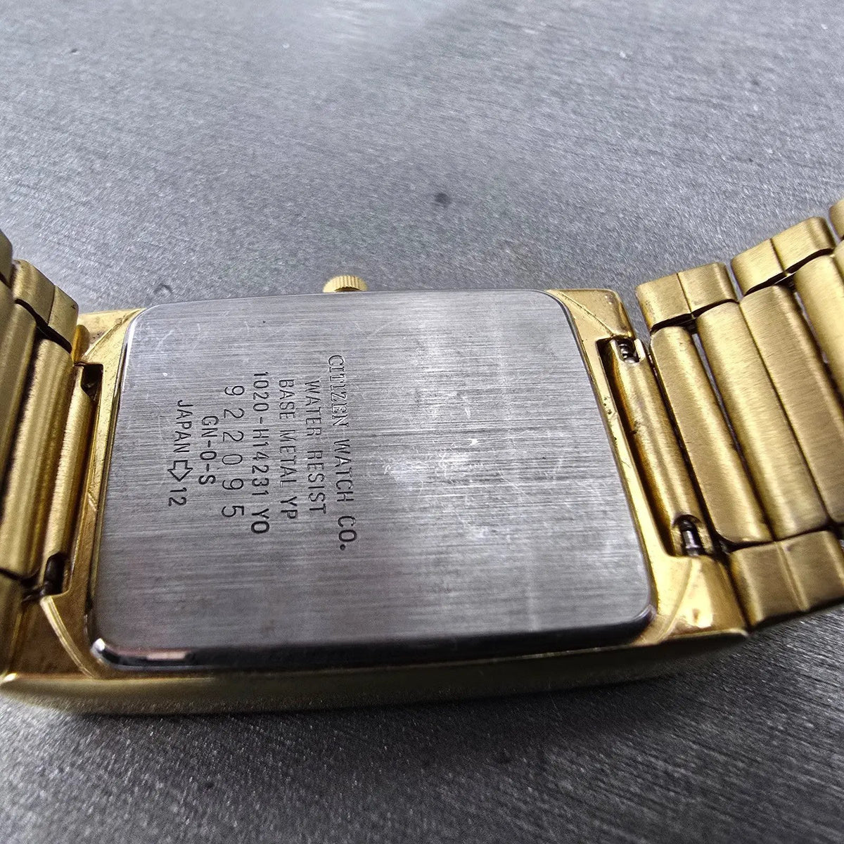 Citizen Tank Watch Men 25mm Black Dial Gold Tone Rectangle 1020-H14231 JP PARTS10