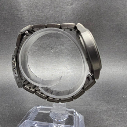 Seiko Alba Watch Men 35mm White Dial Titanium Round V501-0DN0 PARTS Vintage9